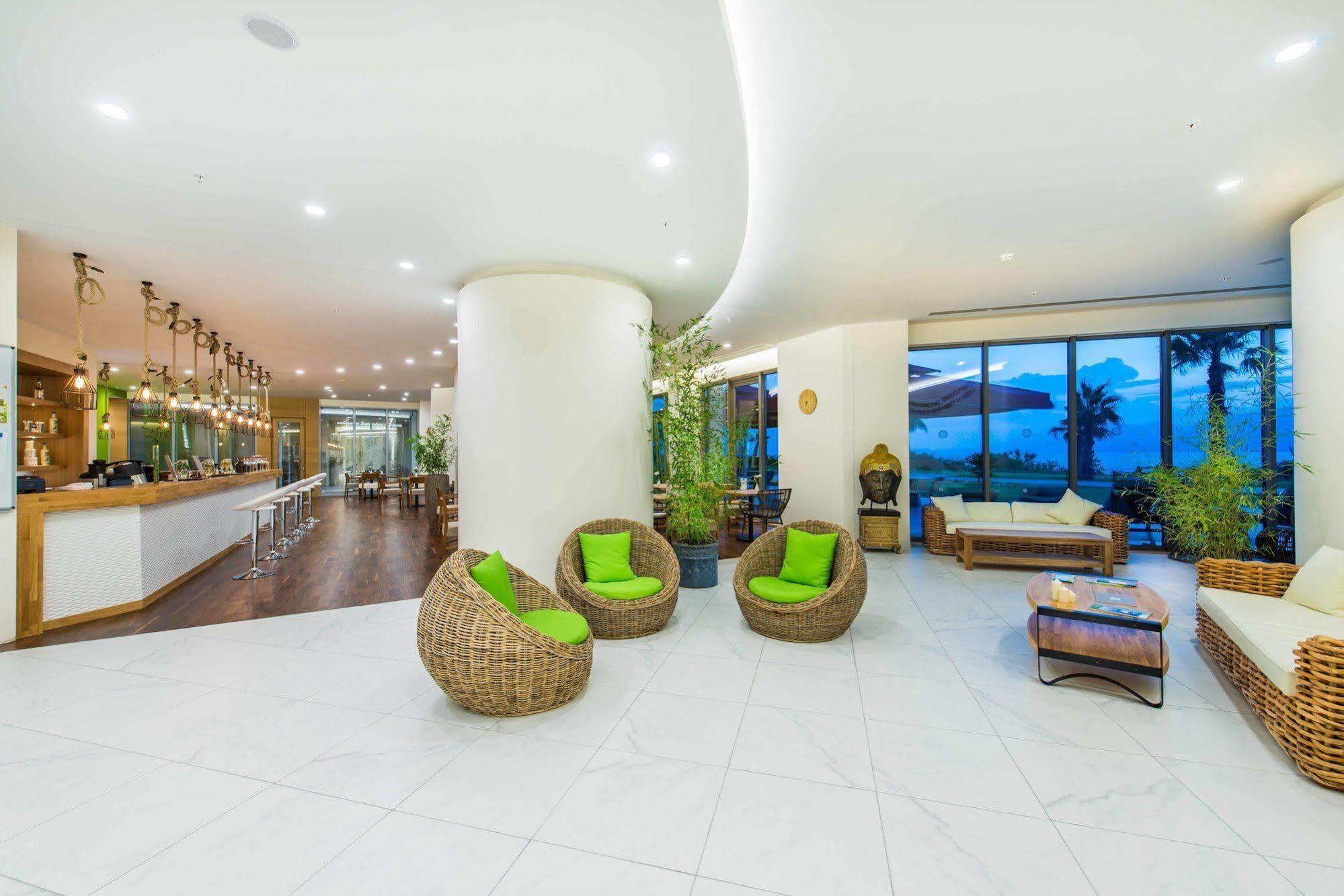 The Lifeco Antalya Well-Being Detox Center And Vegan Hotel Exteriör bild
